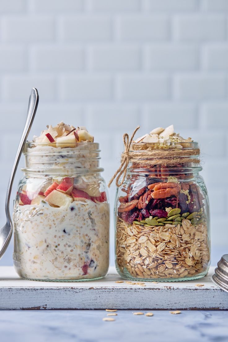 Oats Vs Muesli: Which is Healthier?