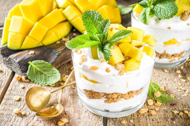 Healthy Pairings: Mango and Granola