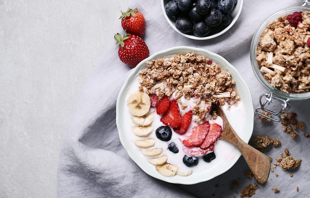 What Are The Benefits Of Yogurt And Granola?